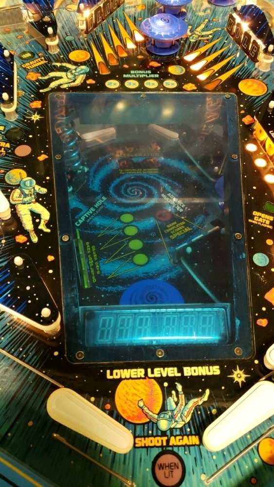 BLACK HOLE MULTI LEVEL PINBALL MACHINE GOTTLIEB 1981