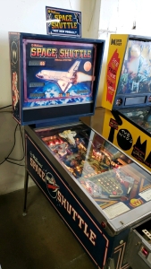 SPACE SHUTTLE PINBALL MACHINE WILLIAMS CLASSIC 1984