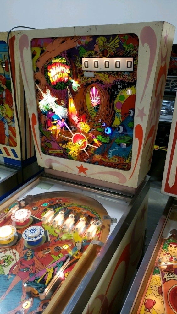 STRANGE WORLD CLASSIC PINBALL MACHINE GOTTLIEB 1978