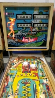 SURF CHAMP PINBALL MACHINE GOTTLIEB 1976 - 4