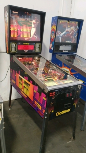 BIG HURT FRANK THOMAS PINBALL MACHINE GOTTLIEB 1995