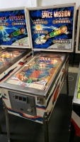 SPACE MISSION PINBALL MACHINE WILLIAMS 1976 - 5