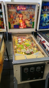 SAFARI PINBALL MACHINE BALLY 1968 #2