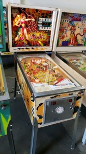 FIRE QUEEN CLASSIC PINBALL MACHINE GOTTLIEB 1977 #1