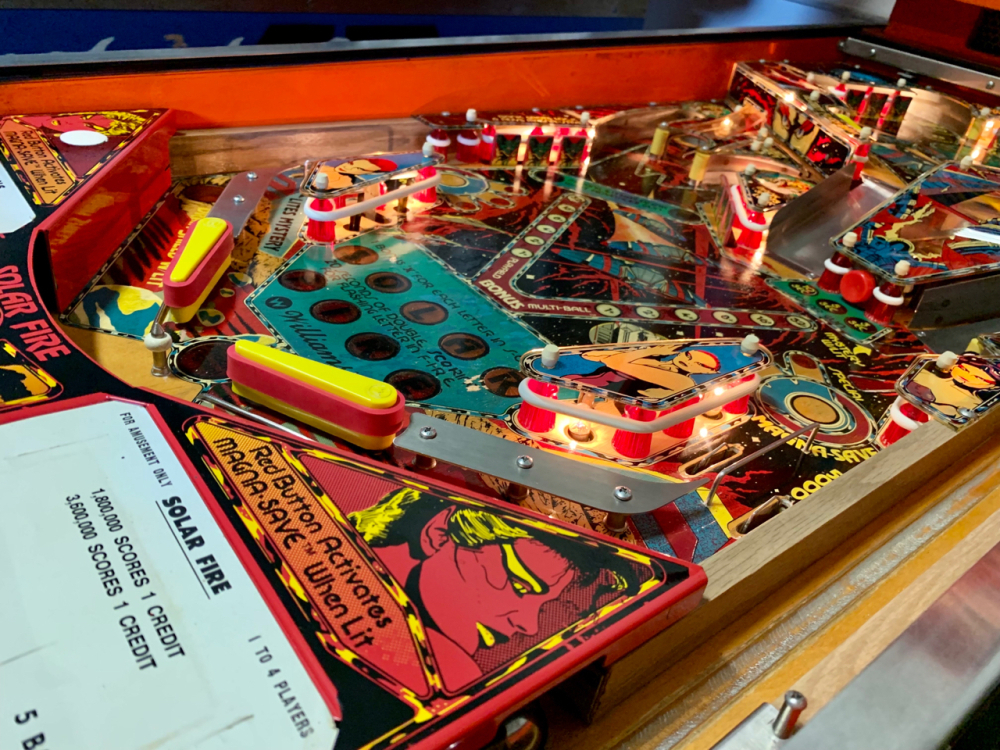 SOLAR FIRE CLASSIC PINBALL MACHINE WILLIAMS 1981