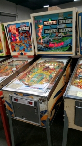 SURF CHAMP CLASSIC PINBALL MACHINE GOTTLIEB 1976