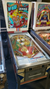 TOP CARD PINBALL MACHINE GOTTLIEB 1974 #2