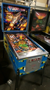 FLIGHT 2000 CLASSIC PINBALL MACHINE STERN INC 1980