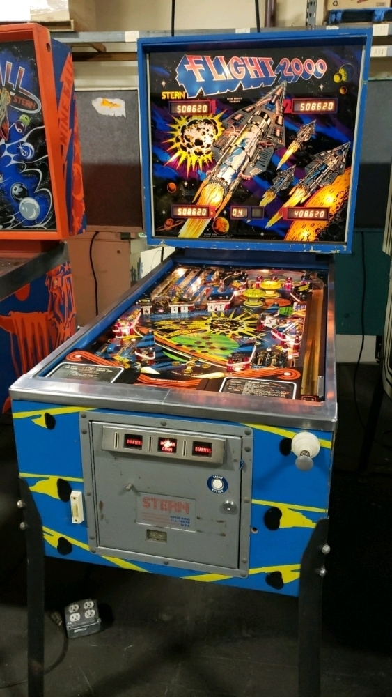 FLIGHT 2000 CLASSIC PINBALL MACHINE STERN INC 1980