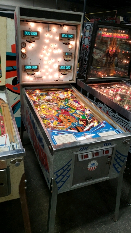 THE AMAZING SPIDERMAN PINBALL MACHINE GOTTLIEB 1980