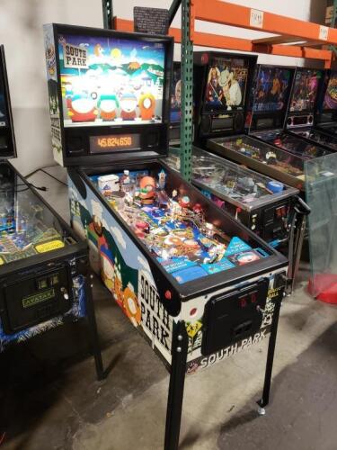 SOUTH PARK COMEDY CENTRAL PINBALL MACHINE