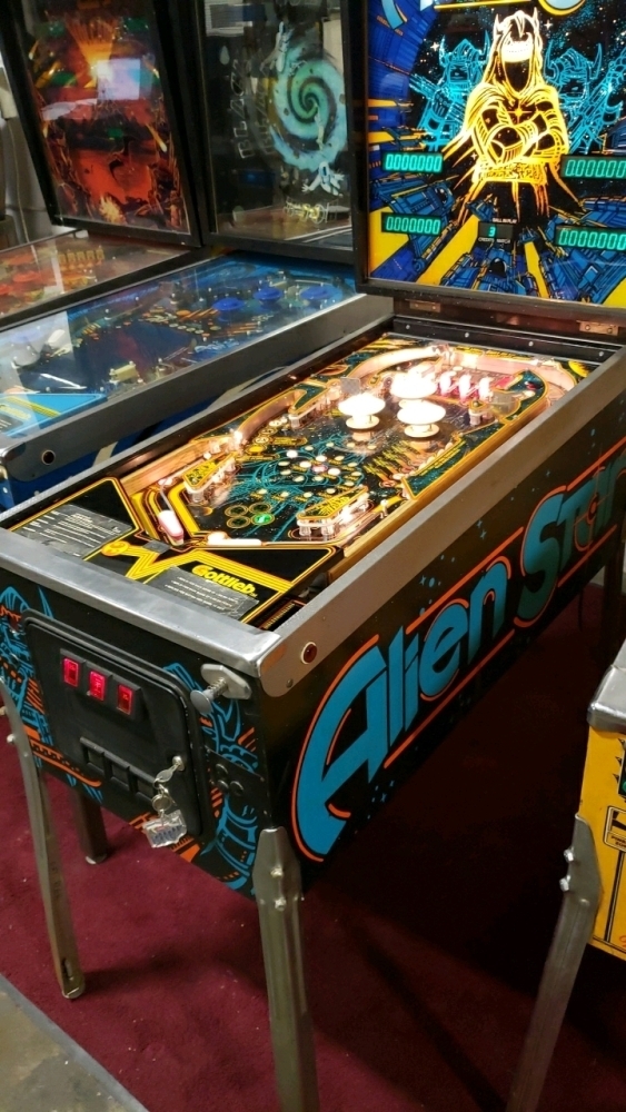 All Star Pinball Machine ALIEN STAR PINBALL MACHINE PREMIER GOTTLIEB 1984