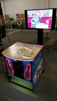 FAMILY GUY BOWLING PEDESTAL ARCADE W/ LCD PANEL ARCADE GAME - 4