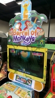 BARREL OF MONKEY'S UPRIGHT TICKET REDEMPTION GAME SEGA - 3