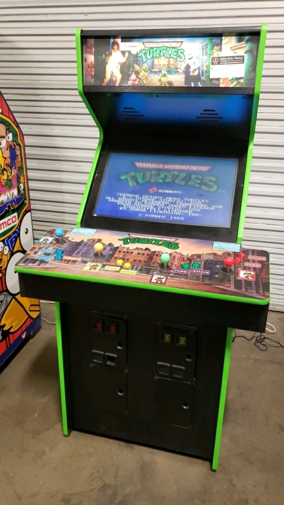 TEENAGE MUTANT NINJA TURTLES 4 PLAYER LCD ARCADE GAME