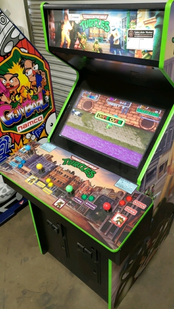 TEENAGE MUTANT NINJA TURTLES 4 PLAYER LCD ARCADE GAME