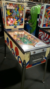 PRO FOOTBALL CLASSIC PINBALL MACHINE GOTTLIEB CLEAN CONDITION L@@K!!