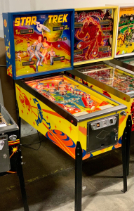 STAR TREK CLASSIC PINBALL MACHINE BALLY 1979