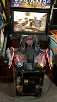 TERMINATOR SALVATION DELUXE ARCADE GAME RAW THRILLS - 3