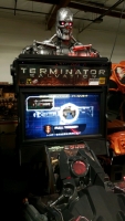 TERMINATOR SALVATION DELUXE ARCADE GAME RAW THRILLS - 5