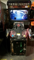 TERMINATOR SALVATION DELUXE ARCADE GAME RAW THRILLS - 6