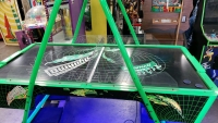 AIR HOCKEY DYNAMO BLACK HOLE TABLE W/ OVERHEAD SCORING - 2