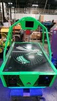 AIR HOCKEY DYNAMO BLACK HOLE TABLE W/ OVERHEAD SCORING - 3