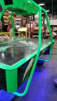 AIR HOCKEY DYNAMO BLACK HOLE TABLE W/ OVERHEAD SCORING - 6