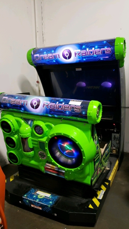 DREAM RAIDERS DELUXE MOTION ARCADE GAME SEGA 2 PLAYER FIXED GUN