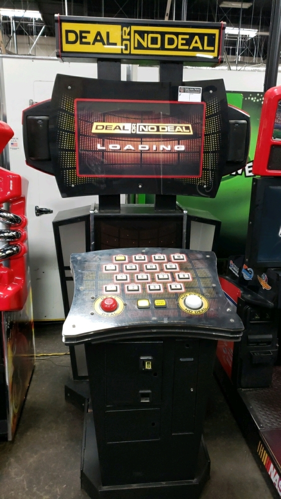 DEAL OR NO DEAL UPRIGHT ARCADE GAME by ICE - 2