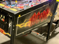 AC/DC VAULT EDITION PINBALL MACHINE STERN INC - 4