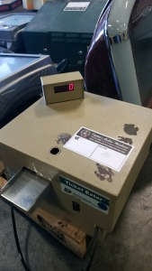 TICKET EATER DELTRONICS COUNTER TOP MODEL 9000