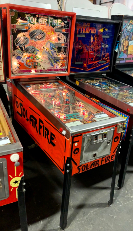 SOLAR FIRE CLASSIC PINBALL MACHINE WILLIAMS 1981