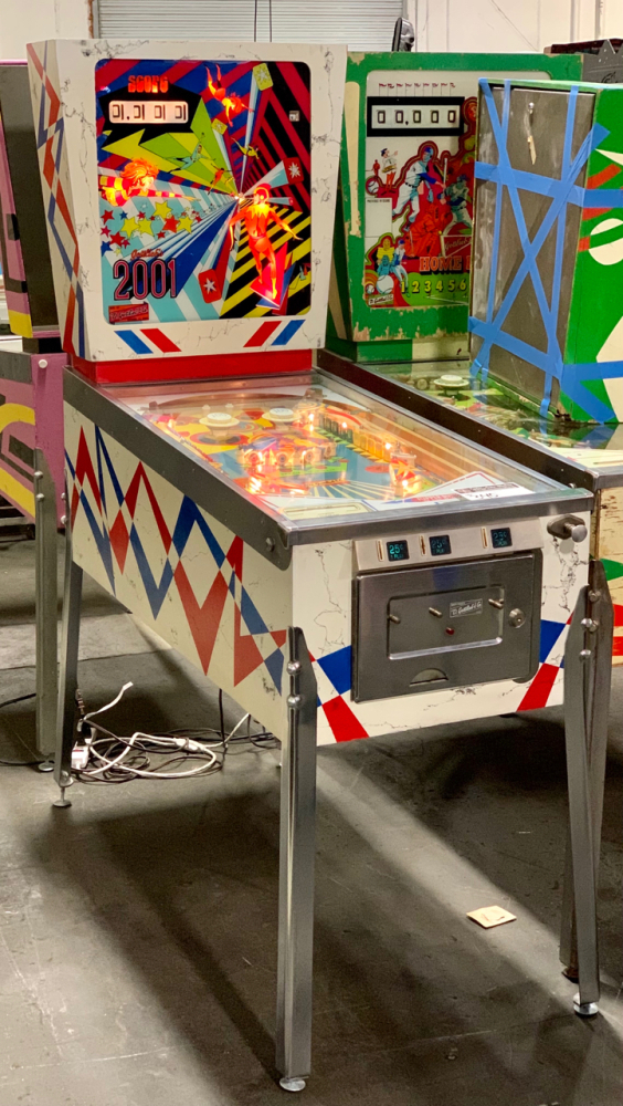 Gottlieb’s 2001 Wedgehead Pinball Machine