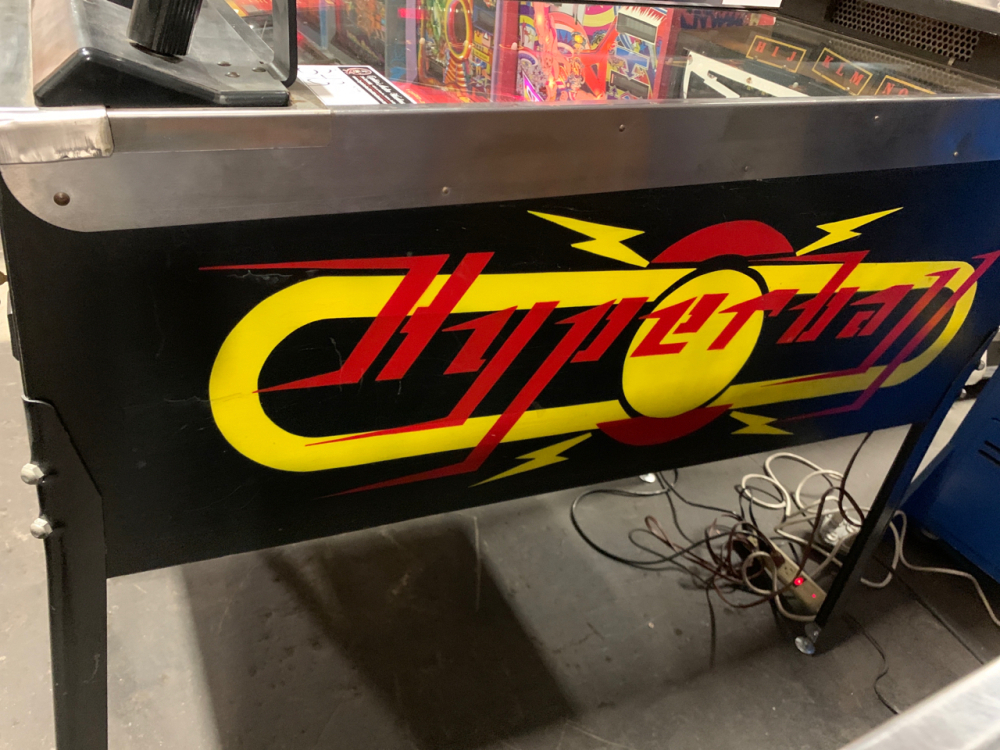 HYPERBALL WILLIAMS PINBALL STYLE MACHINE 1981