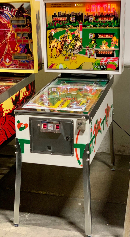 HOT TIP PINBALL MACHINE WILLIAMS 1977