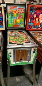 KICKOFF PINBALL MACHINE WILLIAMS 1967