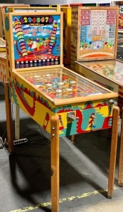 UNITED'S MOON GLOW ANTIQUE PINBALL MACHINE 1948