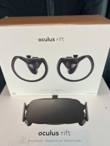 Oculus Rift Complete in Box 