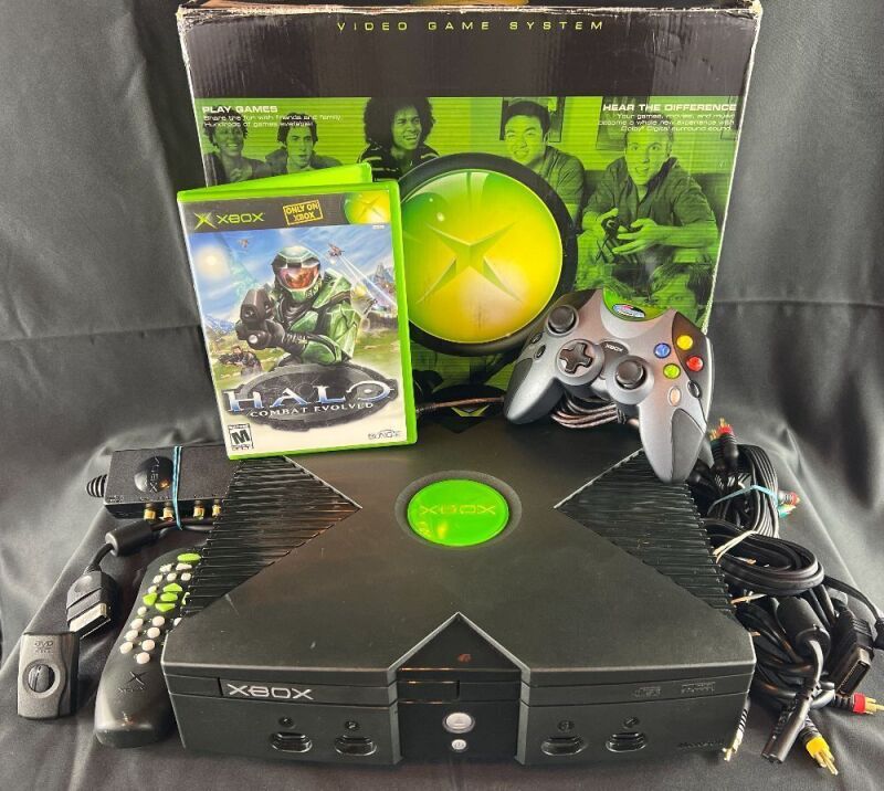 Xbox Console Halo Bundle with Original Box