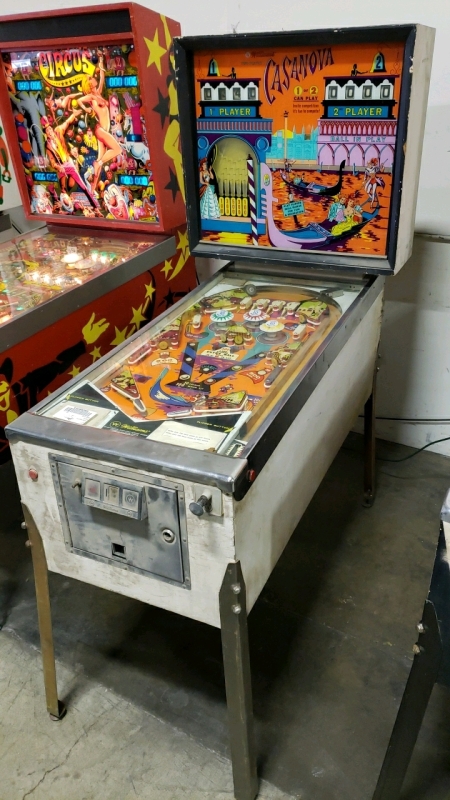 CASANOVA PINBALL MACHINE WILLIAMS CLASSIC E.M. MECHANICAL BACK