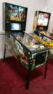 JURASSIC PARK PRO MODEL PINBALL MACHINE STERN INC