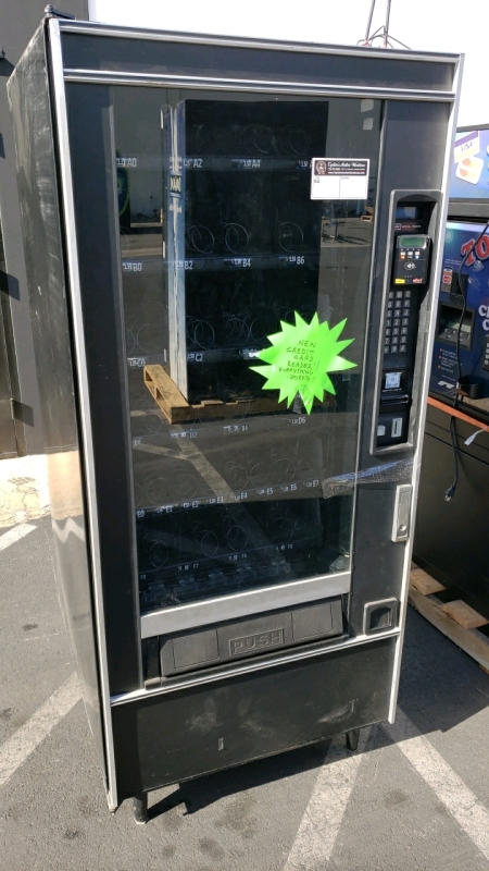 CRANE NATIONAL VENDORS SPIRAL VENDING SNACK MACHINE MODEL#158