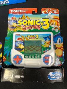 3 Tiger Handhelds - Spider-Man, Sonic and X-Men + Pokémon Board Game lot!