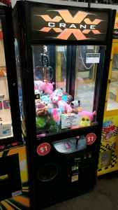 X PLUSH CLAW CRANE MACHINE