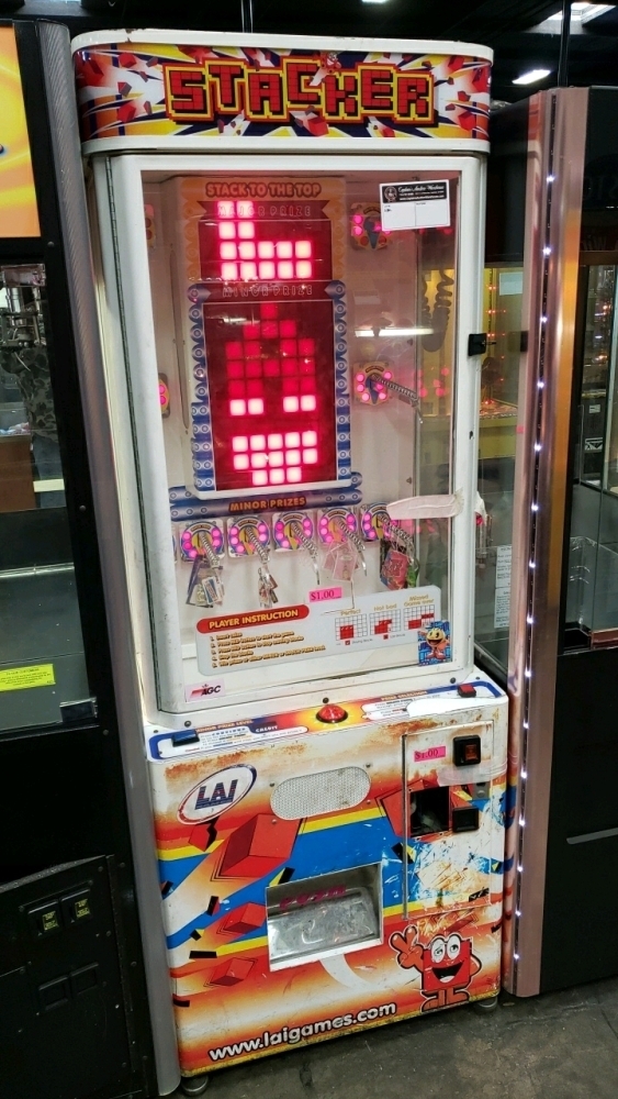 STACKER CLUB RED INSTANT PRIZE REDEMPTION GAME