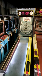 SKEEBALL CLASSIC ALLEY ROLLER REDEMPTION GAME