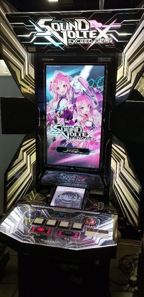 SOUND VOLTEX KONAMI BEMANI ARCADE GAME