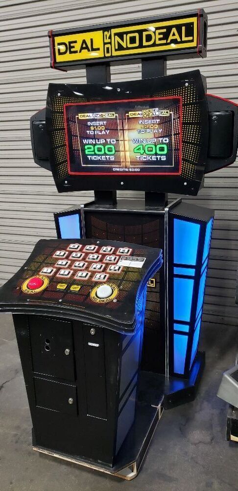 DEAL OR NO DEAL UPRIGHT ARCADE GAME ICE - 2