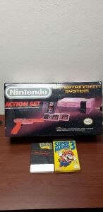 1989 Nintendo action set Complete in box Orange gun version + Super Mario Bros. 3 CIB 